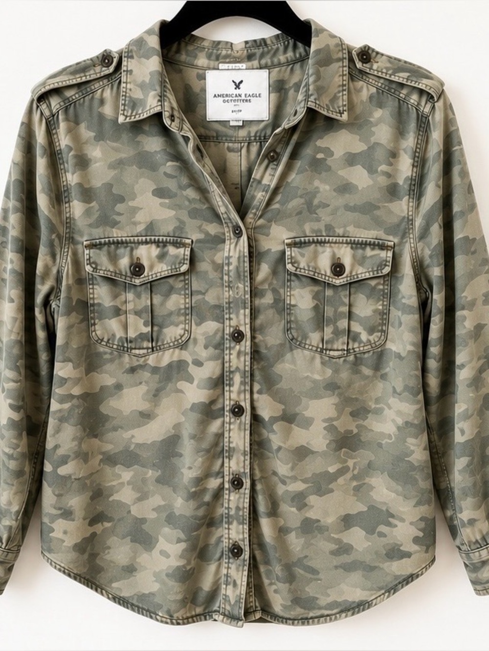 American Eagle Boyfriend Fit Camo Utility Shirt Soft Flowy Button Down S